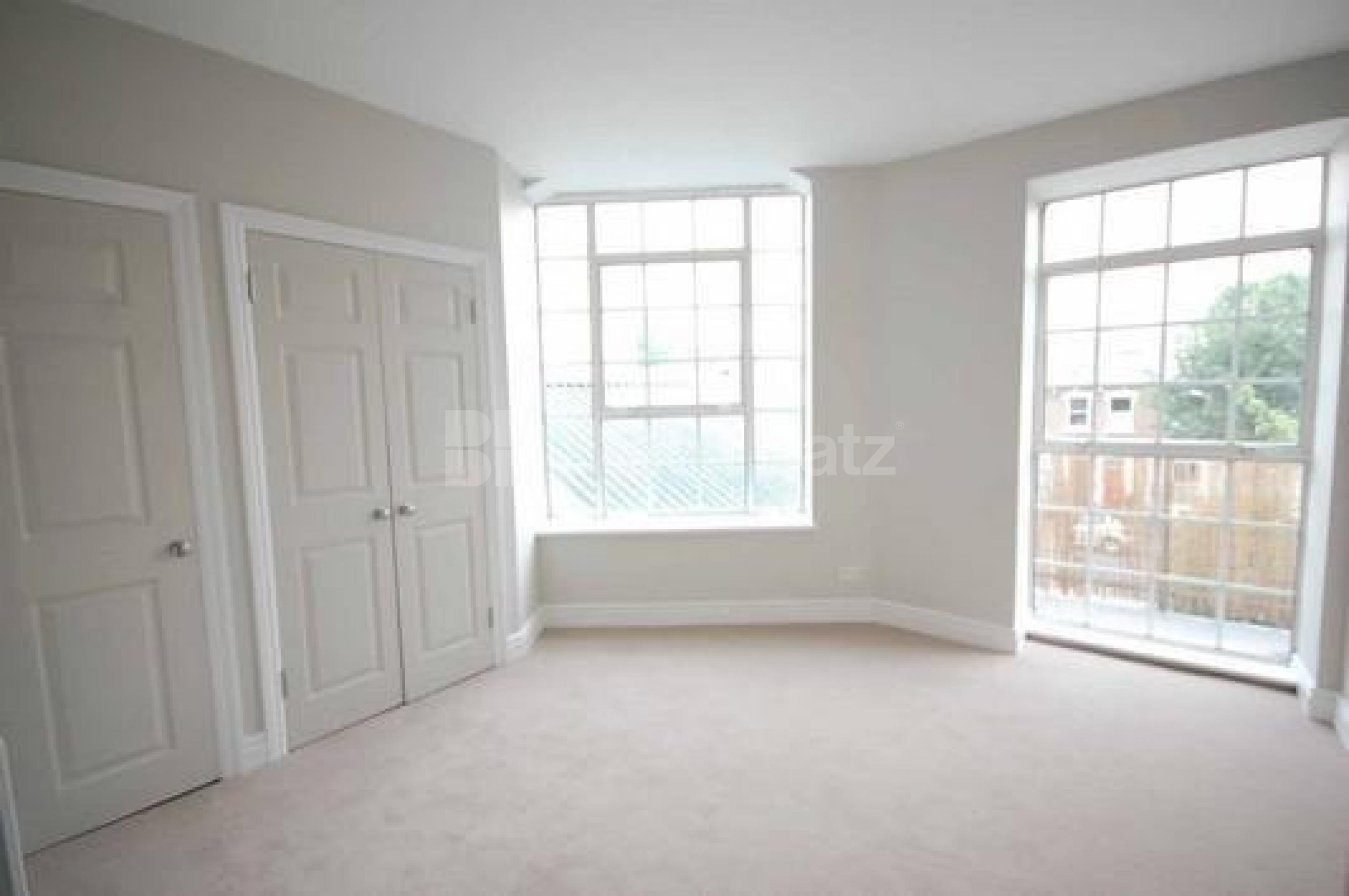 			NEW INSTRUCTION, 2 Bedroom, 1 bath, 1 reception Flat			 Melville Villas Road, Acton Central W3